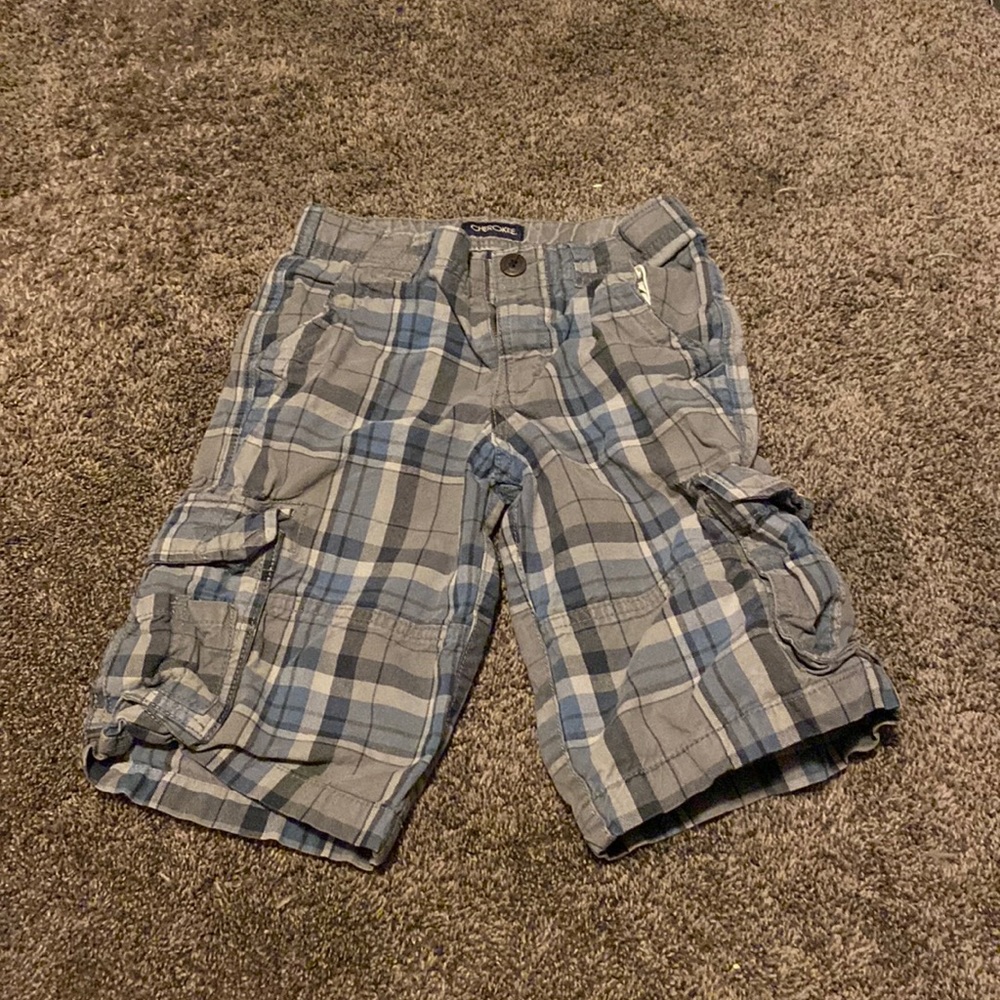 Lil grey and blue plaid action cargo shorts
